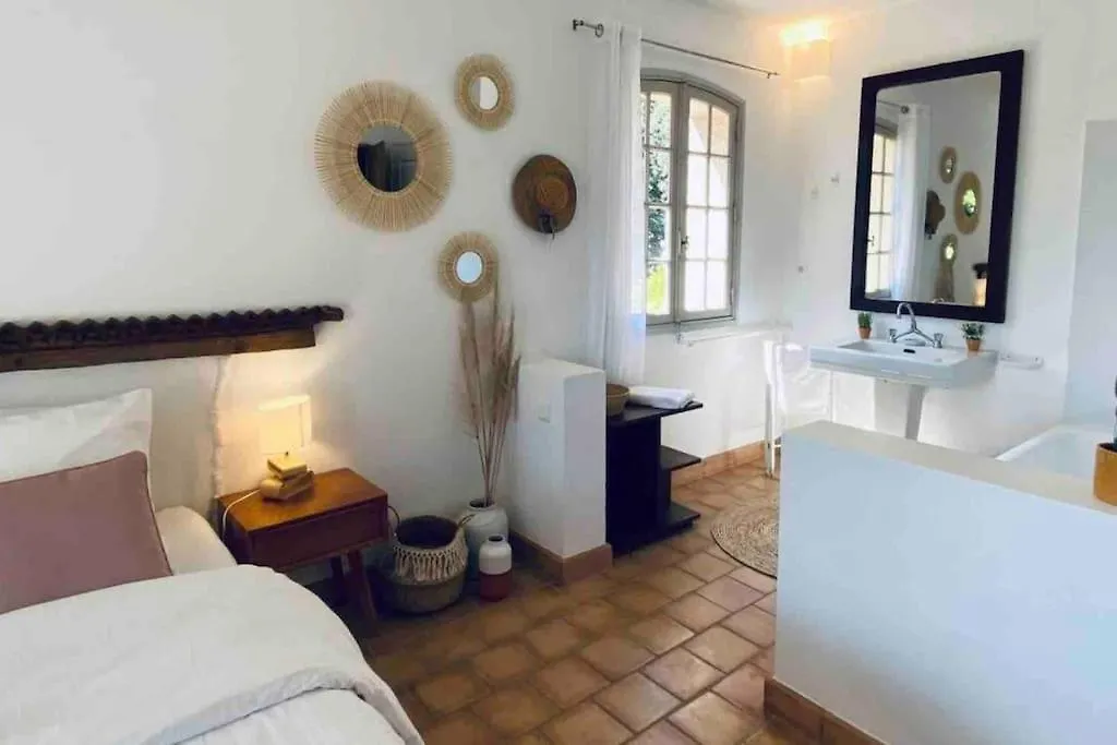 Villa Provencale Atypique A 5 M A Pied De La Plage Saint-Raphaël