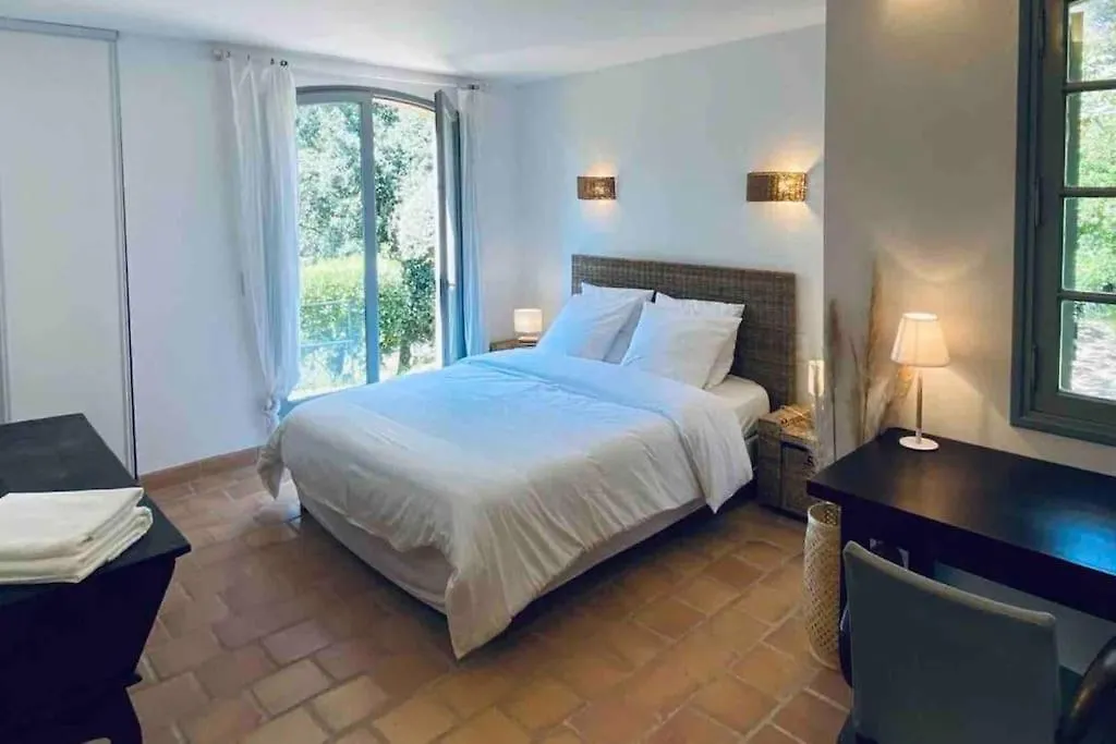 Villa Provencale Atypique A 5 M A Pied De La Plage Saint-Raphaël France